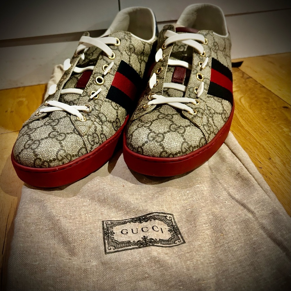 Authentic Gucci Men's Monogram Low Top Leather Trim Sneakers 9.5 US